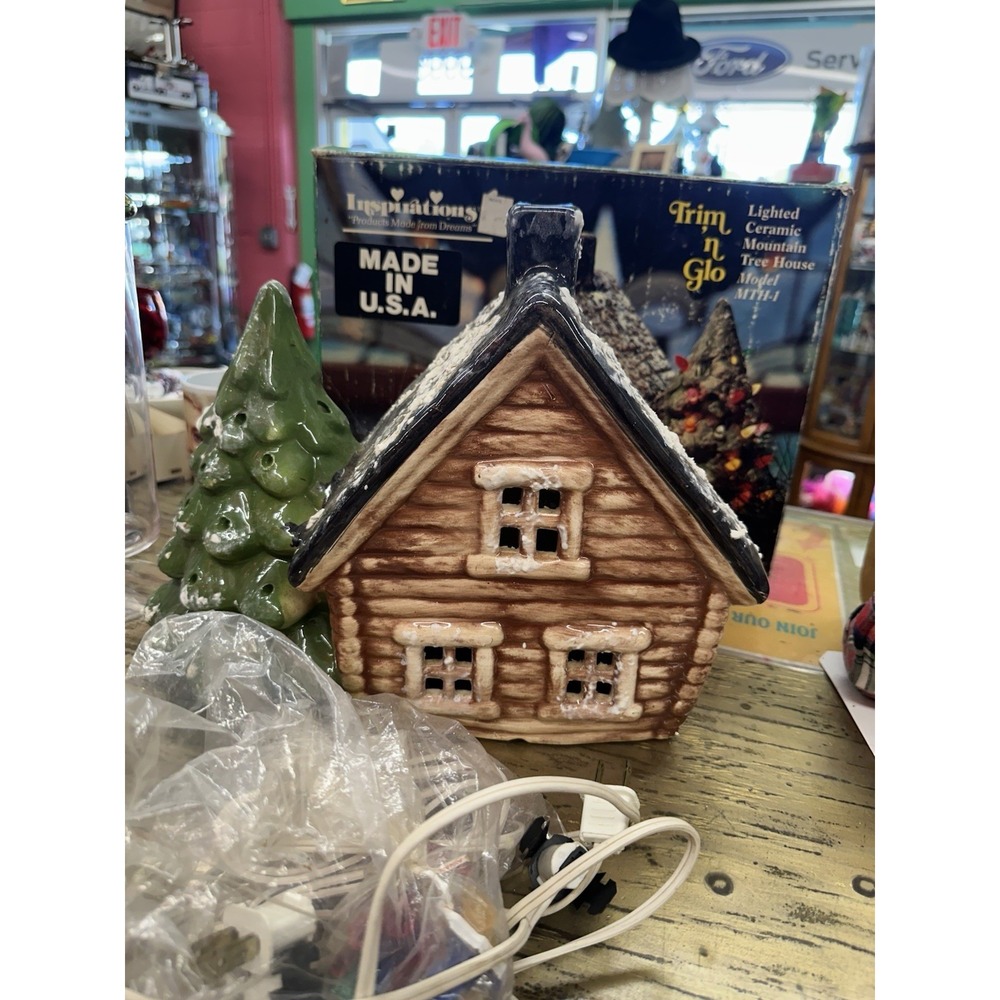 Vtg Ceramic Trim N' Glo Marcia Lighted Christmas Mountain Tree House Cabin